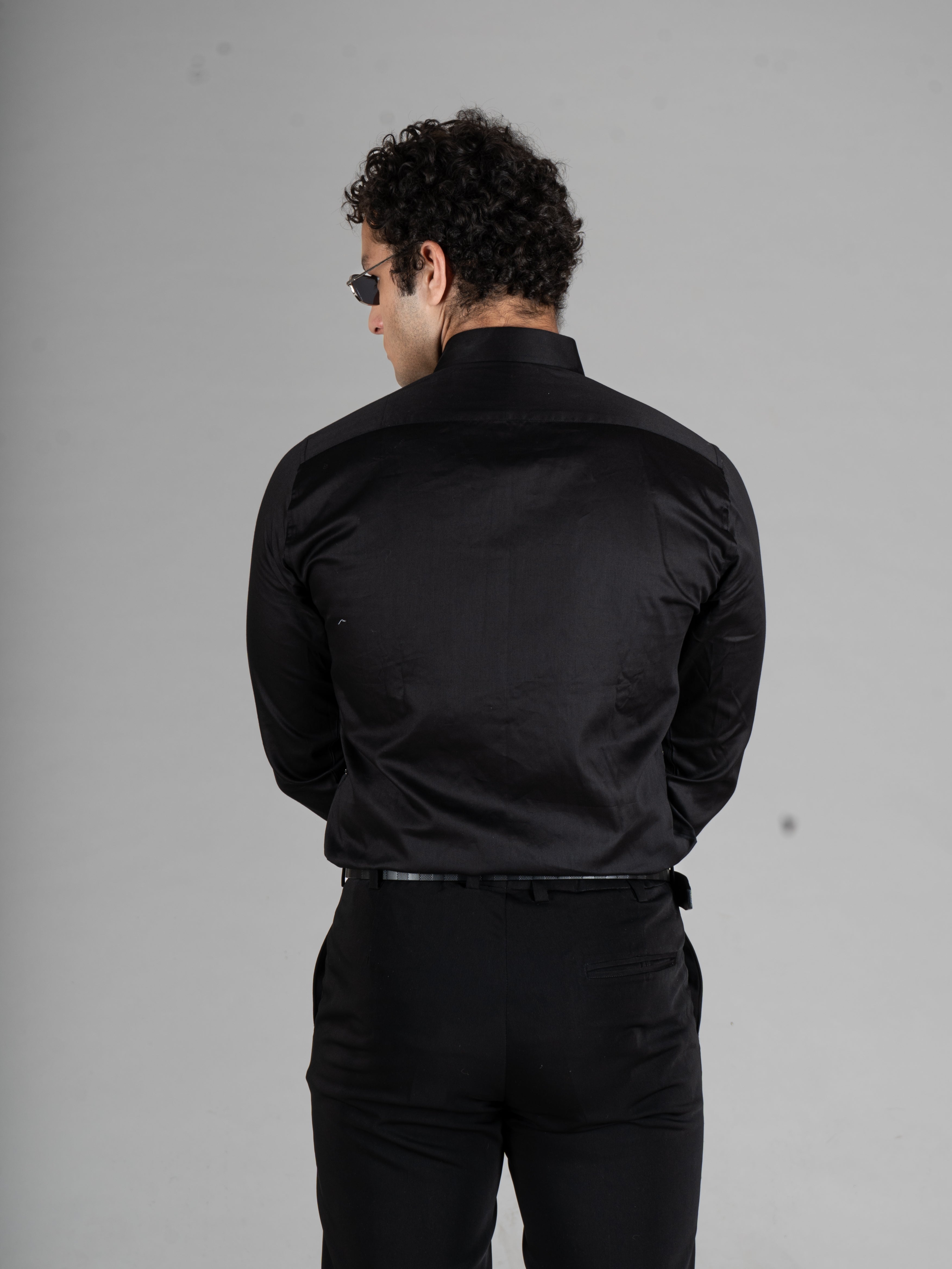 ICONIC BEAD EMBROIDERED BLACK SHIRT - Menoir