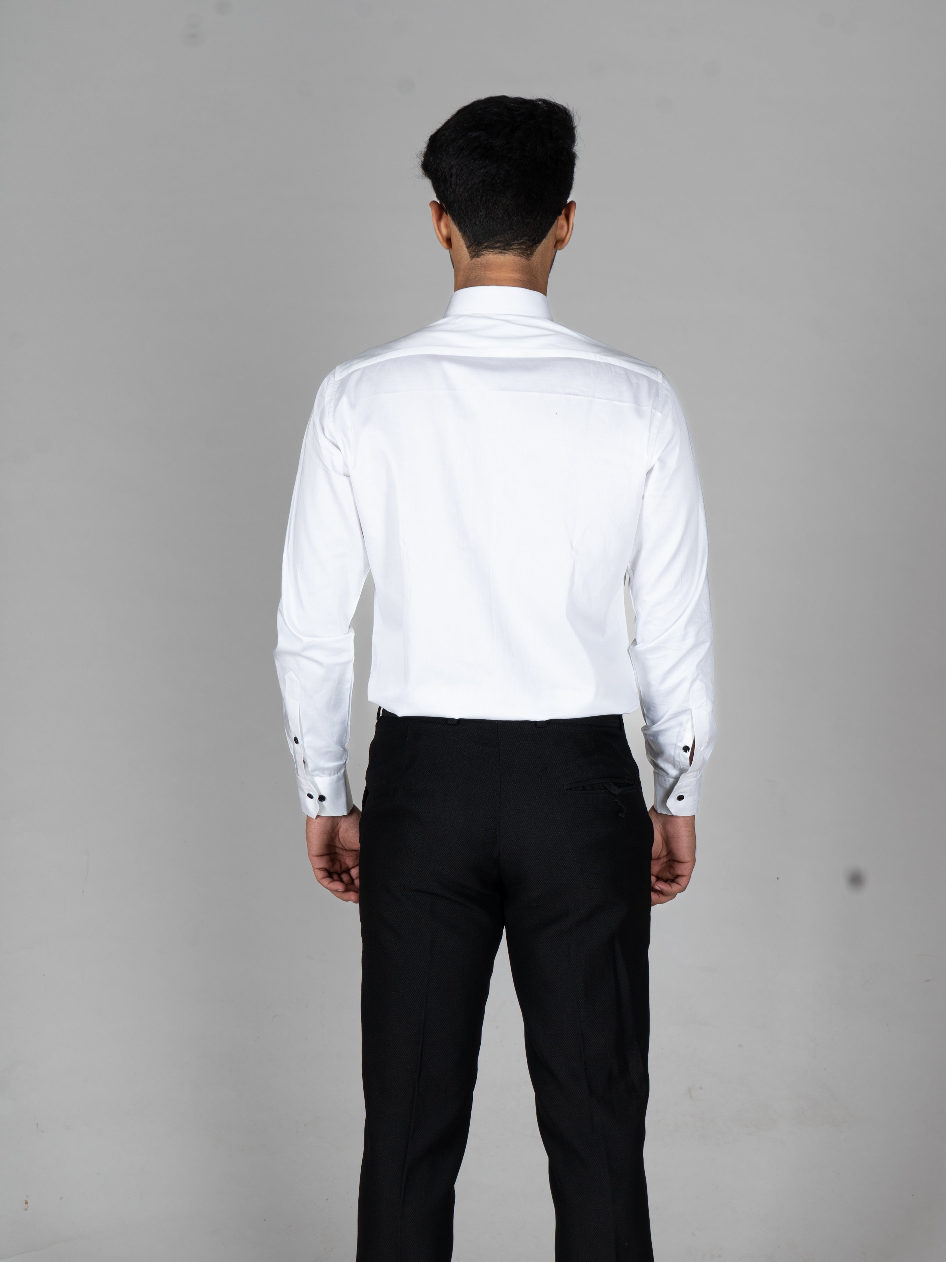 TIMELESS CORE WHITE EMBROIDERED - Menoir