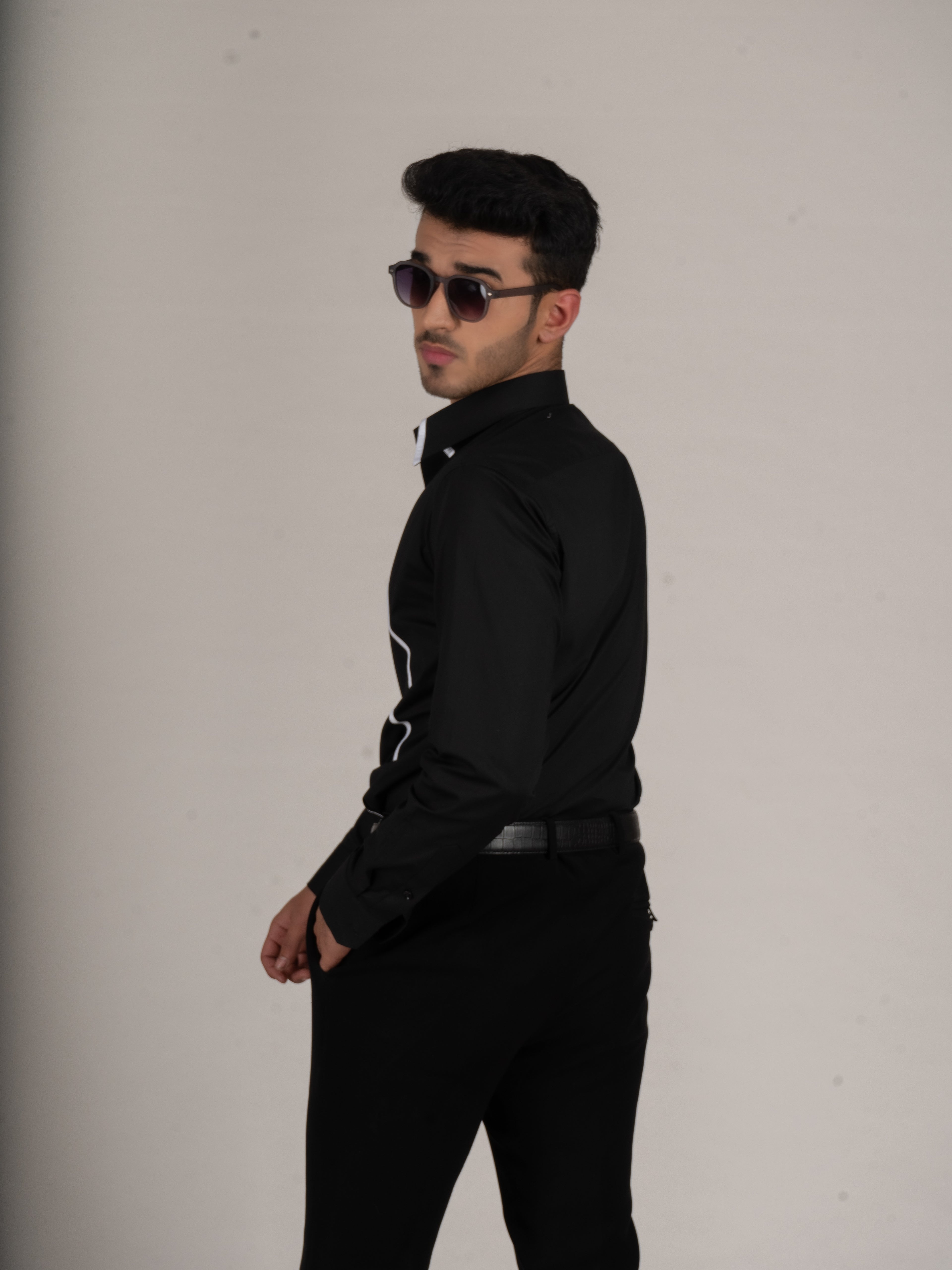 DIAGONAL STRIPES BLACK SHIRT - Menoir