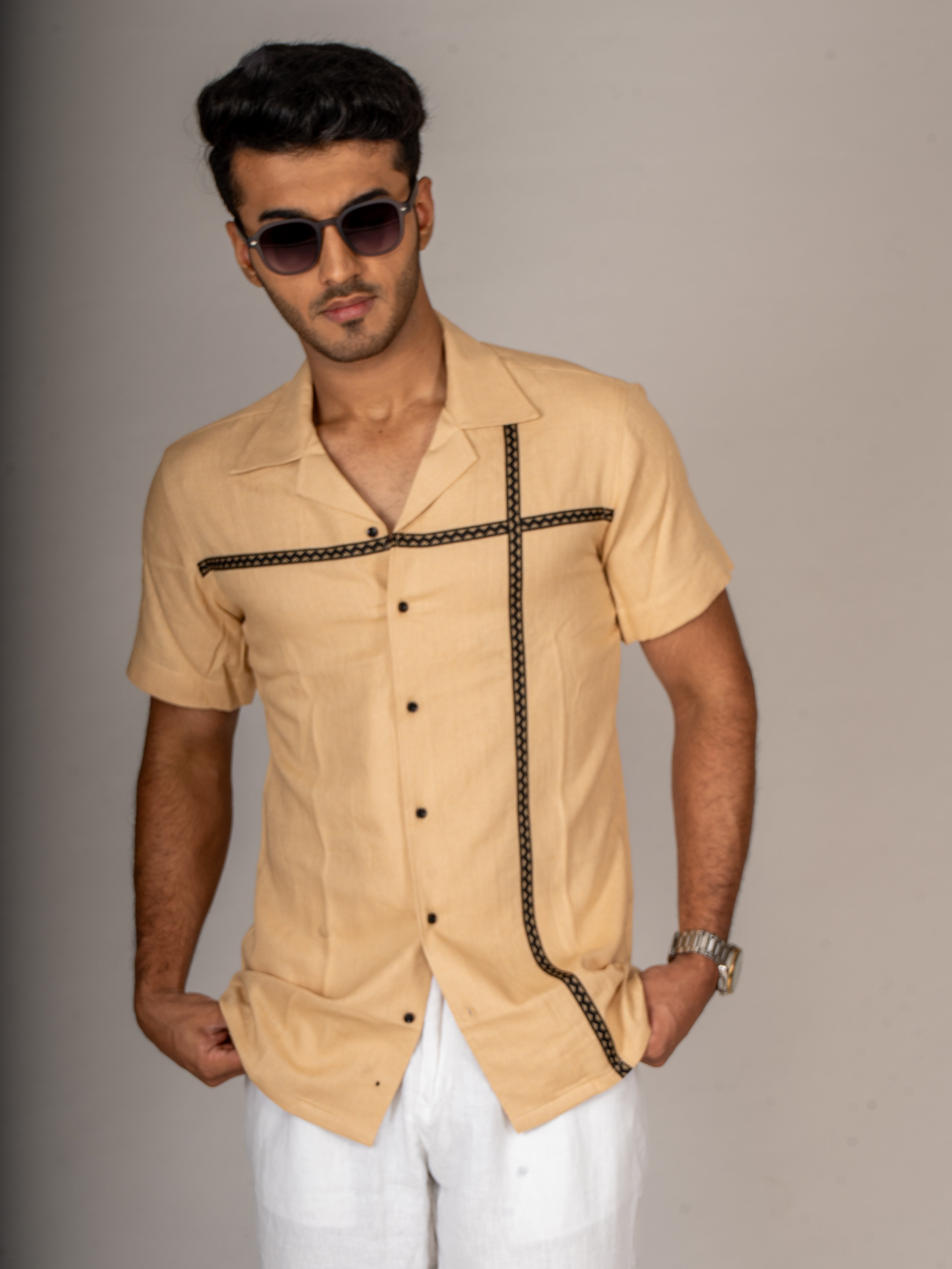 CROSS BEIGE CUBAN SHIRT - Menoir