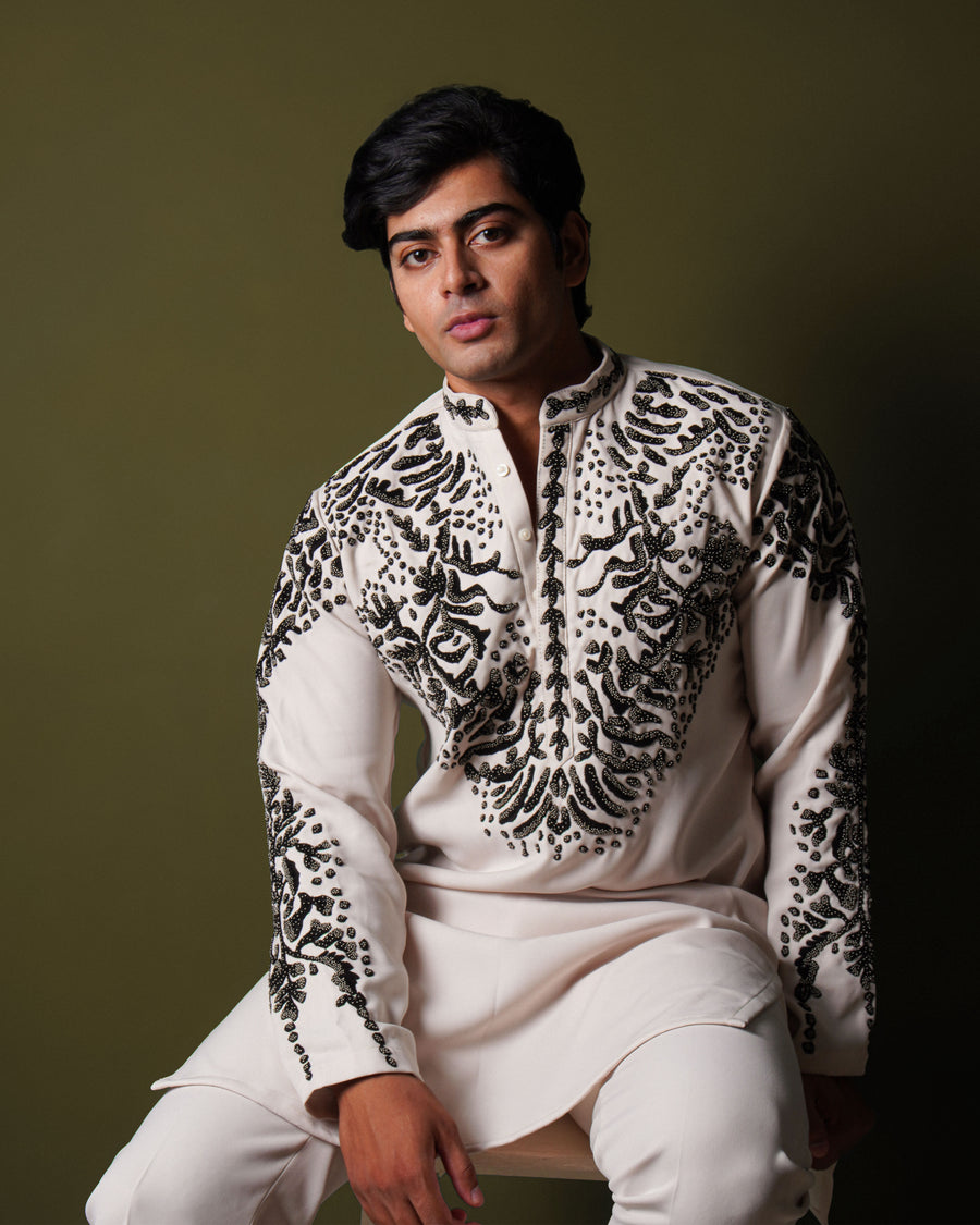 Noir Crest Off-white Embroidered Kurta Set
