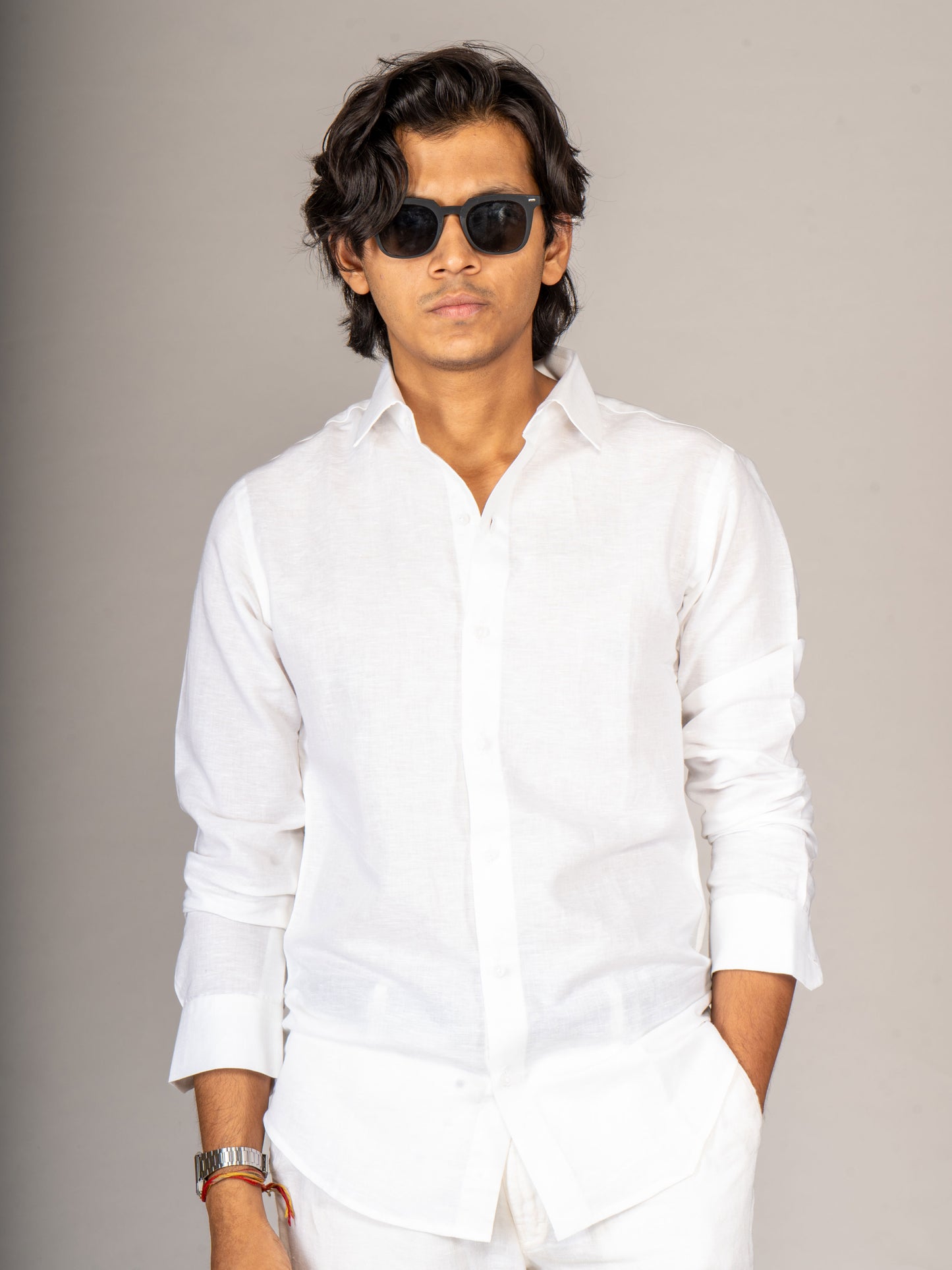 MN01 WHITE LINEN SHIRT